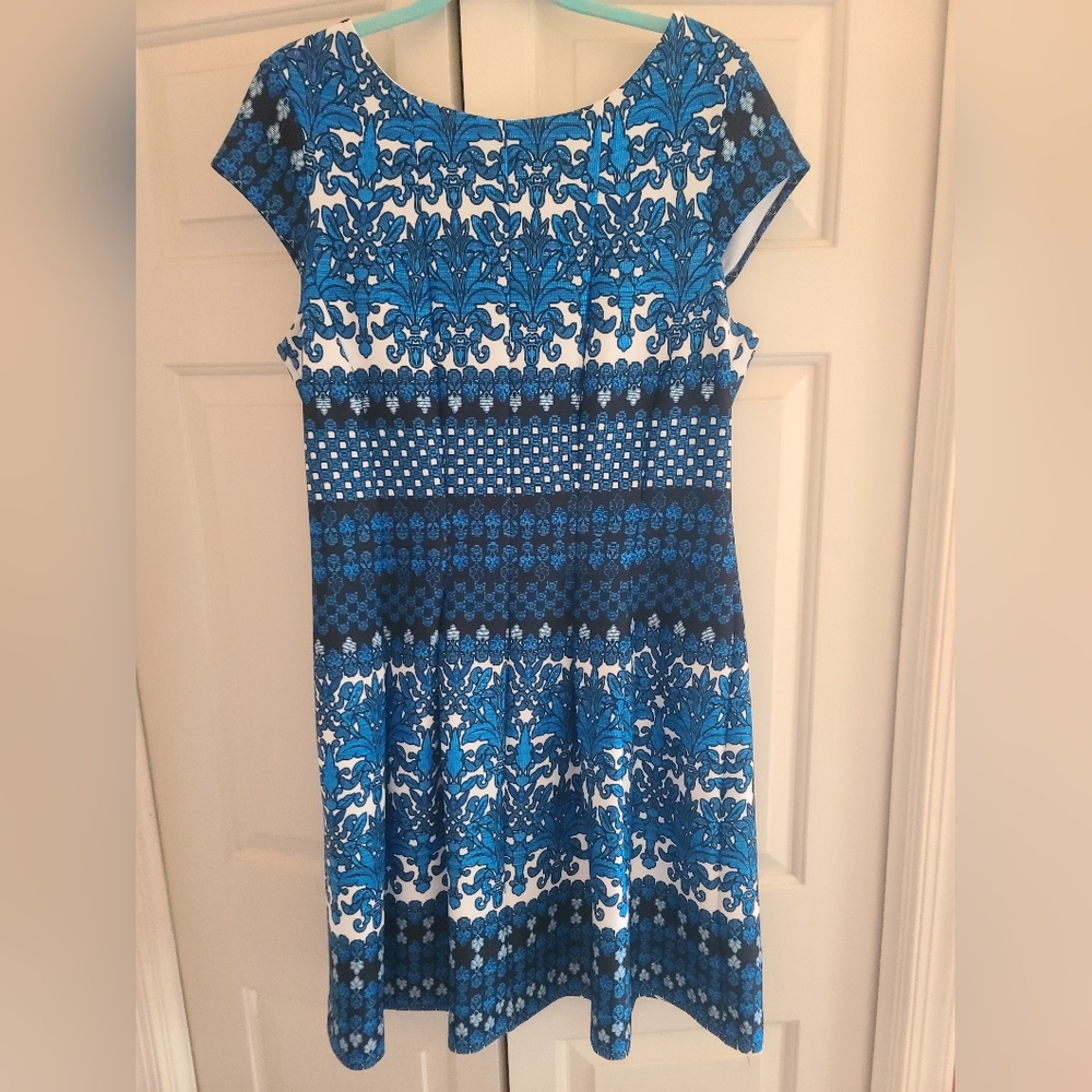 Dress - Cap Sleeves - Size 16 - So cute!